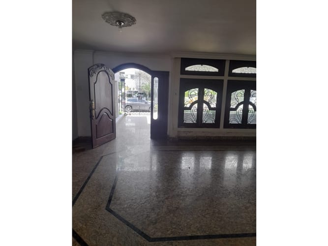 Casa de 10 alcobas en arriendo en Manga, Cartagena, 600 m² · foto 11 de 19