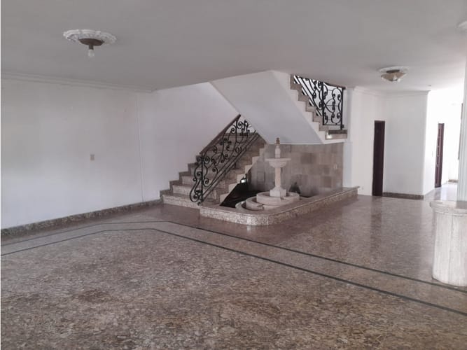 Casa de 10 alcobas en arriendo en Manga, Cartagena, 600 m² · foto 12 de 19
