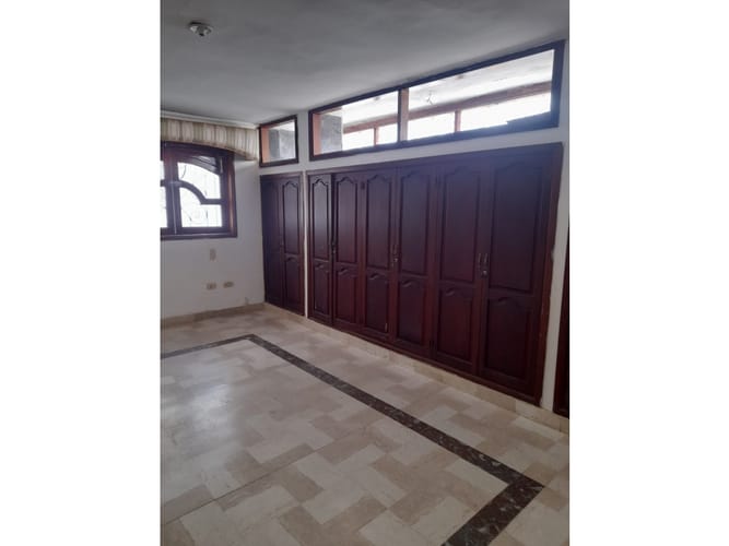 Casa de 10 alcobas en arriendo en Manga, Cartagena, 600 m² · foto 15 de 19