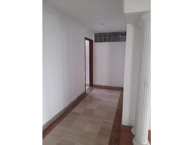 Casa de 10 alcobas en arriendo en Manga, Cartagena, 600 m² · foto 18 de 19