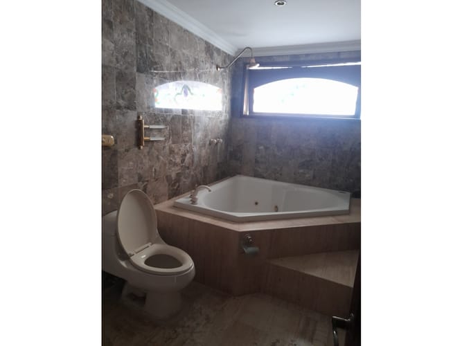 Casa de 10 alcobas en arriendo en Manga, Cartagena, 600 m² · foto 19 de 19