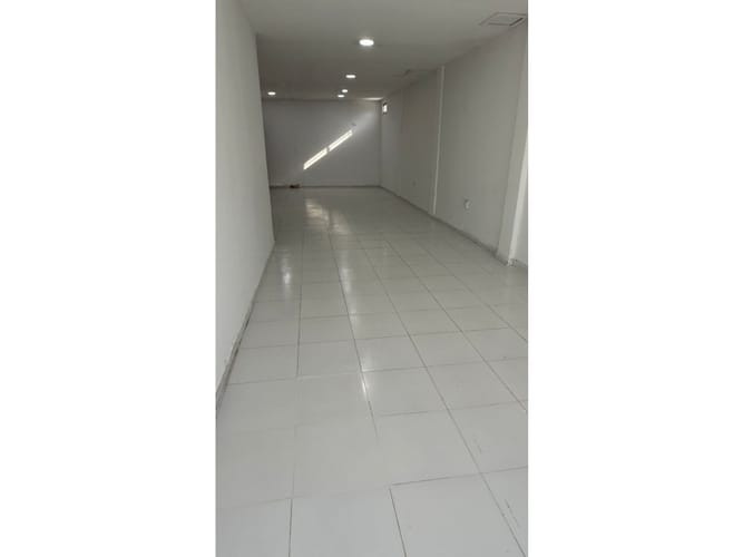 Oficina en arriendo en España, Cartagena, 85 m² · foto 3 de 7