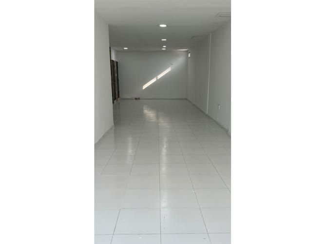Oficina en arriendo en España, Cartagena, 85 m² · foto 4 de 7
