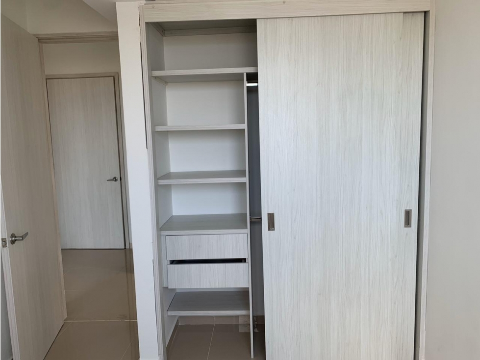 Apartamento en venta en Urbanizacion El Country, Cartagena · foto 10 de 17