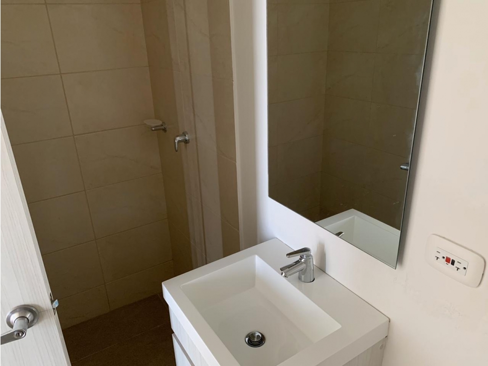 Apartamento en venta en Urbanizacion El Country, Cartagena · foto 15 de 17