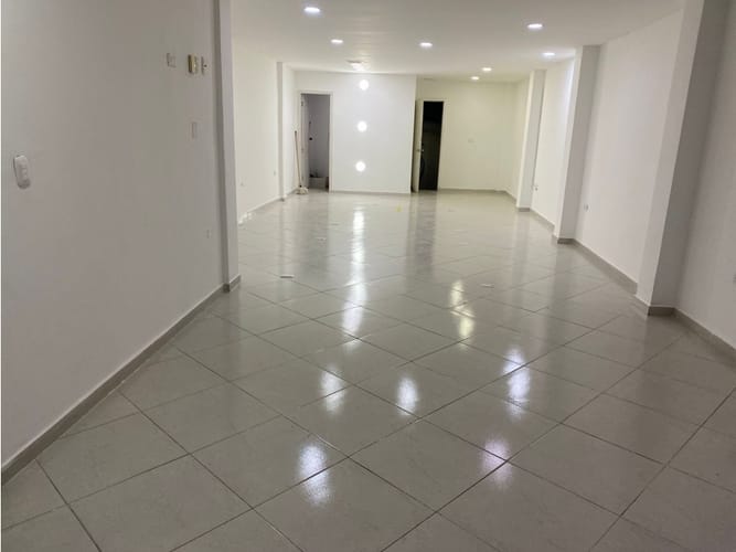 Edificio en venta en Villa Sandra, Cartagena, 69 m² · foto 4 de 5