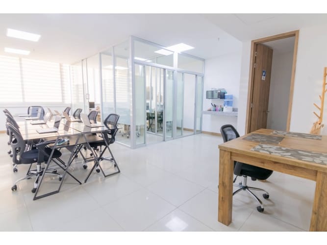 Oficina en venta en El Bosque, Cartagena, 54 m² · foto 2 de 10