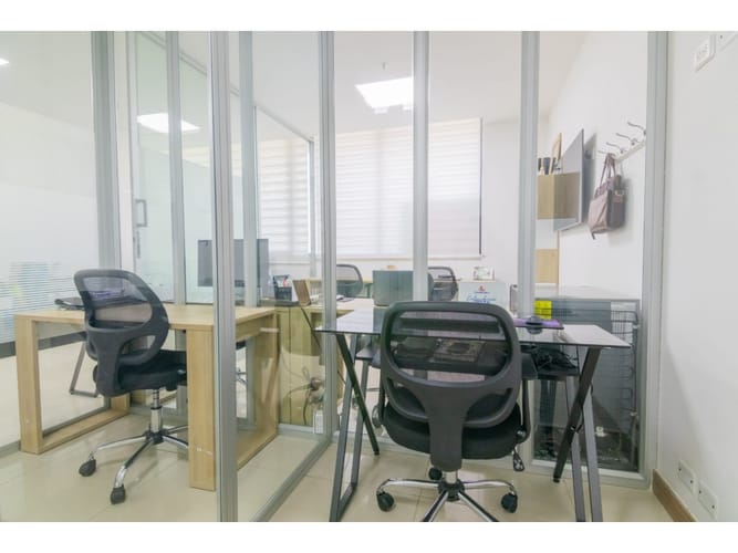 Oficina en venta en El Bosque, Cartagena, 54 m² · foto 5 de 10