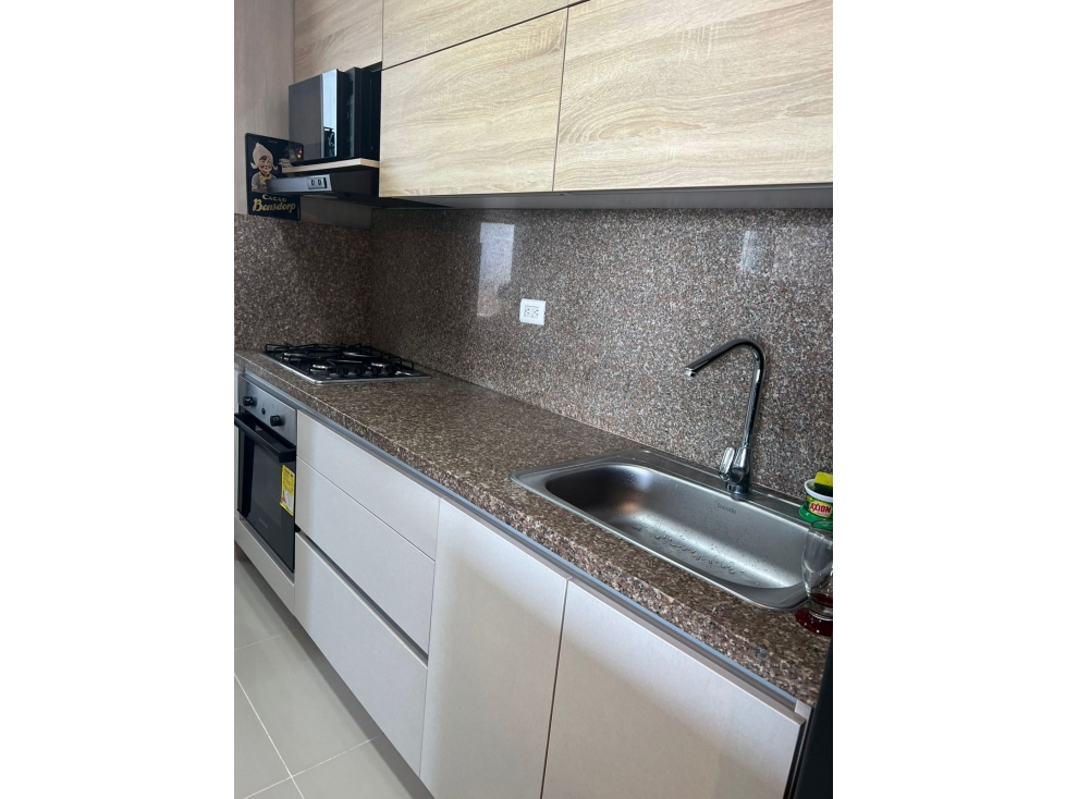 Apartamento en venta en Alameda La Victoria, Cartagena · foto 8 de 18
