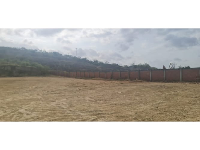 Lote en venta en Albornoz, Cartagena, 10100 m² · foto 3 de 10