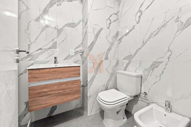 Alquiler De Apartamento De 1 Dormitorio Con Balcón En Cordón Sur · Foto 8