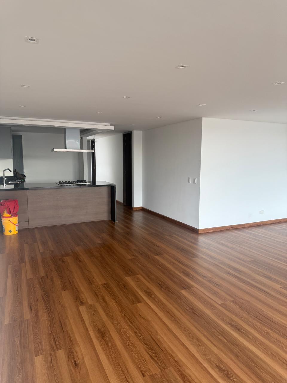 Apartamento en venta en Cedritos, Bogotá · foto 2 de 24