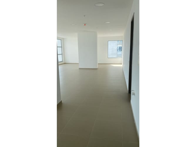Oficina en arriendo en Manga, Cartagena, 49 m² · foto 3 de 3
