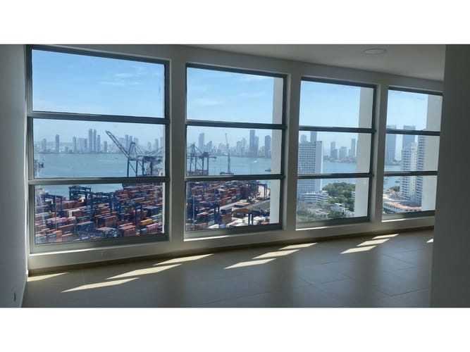 Oficina en arriendo en Manga, Cartagena, 77 m² · foto 4 de 4