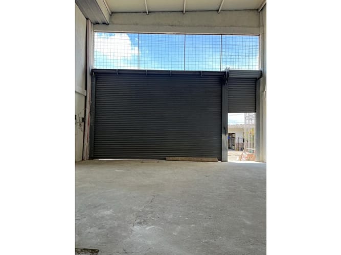 Bodega en venta en La Esperanza, Cartagena, 218 m² · foto 4 de 6