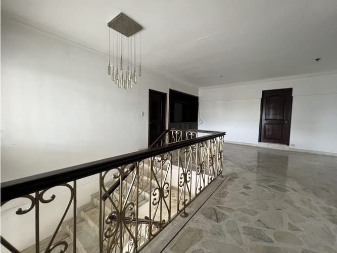 Casa de 5 alcobas en venta en Arroyohondo, Yumbo, 740 m² · foto 9 de 24