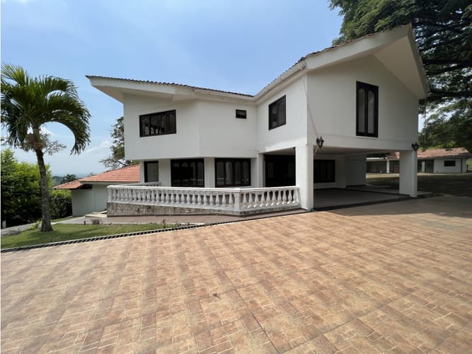 Casa de 5 alcobas en venta en Arroyohondo, Yumbo, 740 m² · foto 14 de 24
