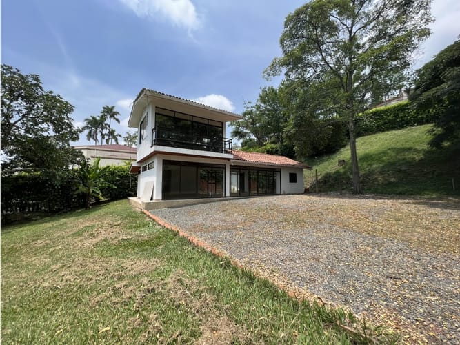 Casa de 5 alcobas en venta en Arroyohondo, Yumbo, 740 m² · foto 23 de 24