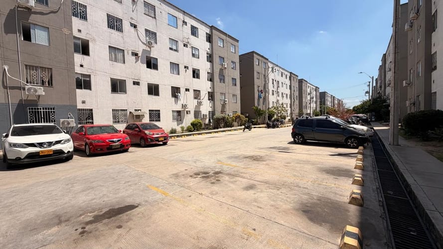Apartamento de 3 alcobas en venta en Juan Mina, Barranquilla, 43 m² · foto 2 de 19