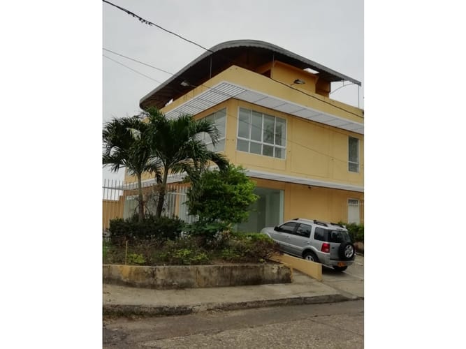 Local en venta en El Bosque, Cartagena, 380 m² · foto 11 de 24