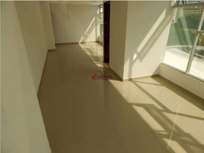 Oficina en arriendo en Bocagrande, Cartagena, 132 m² · foto 4 de 10