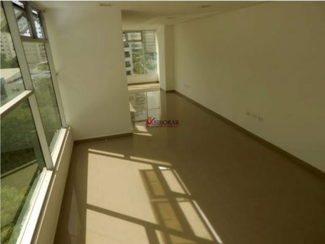 Oficina en arriendo en Bocagrande, Cartagena, 132 m² · foto 6 de 10