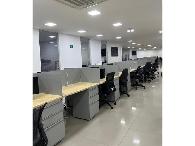 Oficina en venta en Manga, Cartagena, 480 m² · foto 5 de 16