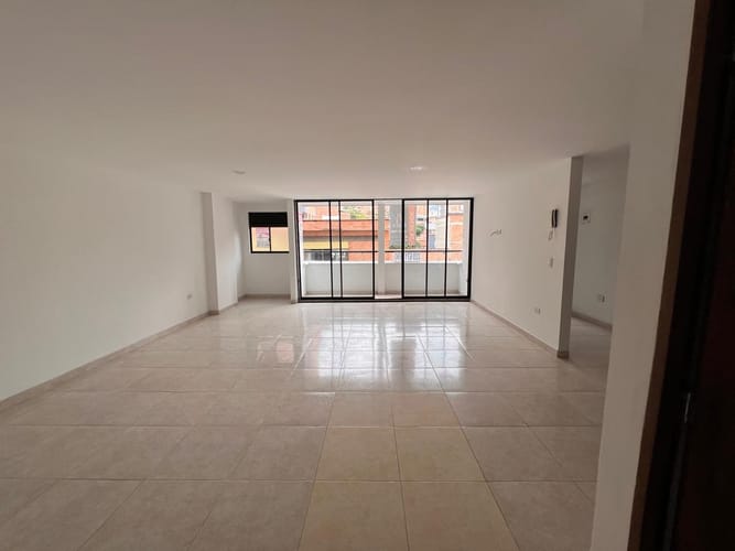 Apartamento de 3 alcobas en arriendo en San Joaquin, Sabaneta, 105 m² · foto 6 de 24