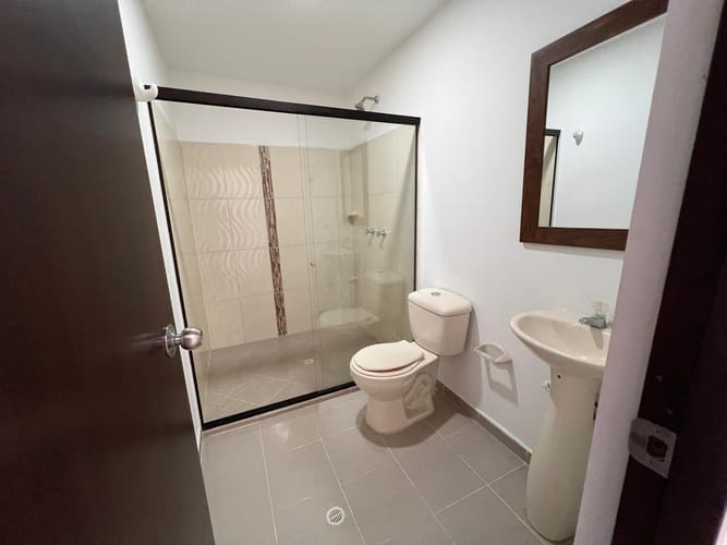 Apartamento de 3 alcobas en arriendo en San Joaquin, Sabaneta, 105 m² · foto 22 de 24