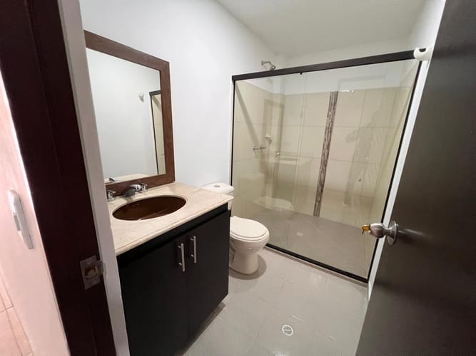 Apartamento de 3 alcobas en arriendo en San Joaquin, Sabaneta, 105 m² · foto 16 de 24