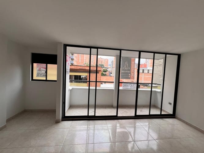 Apartamento de 3 alcobas en arriendo en San Joaquin, Sabaneta, 105 m² · foto 18 de 24