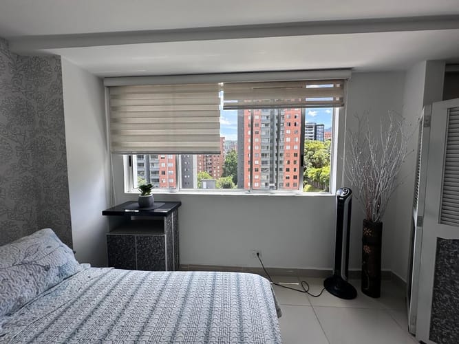 Apartamento de 2 alcobas en arriendo en El Poblado, Medellín, 50 m² · foto 11 de 13