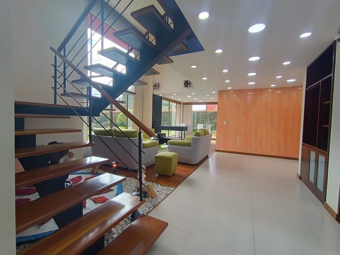 Casa de 3 alcobas en arriendo en Cota, 299 m² · foto 8 de 24