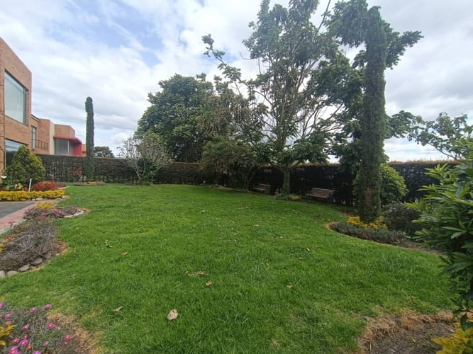 Casa de 3 alcobas en arriendo en Cota, 299 m² · foto 17 de 24