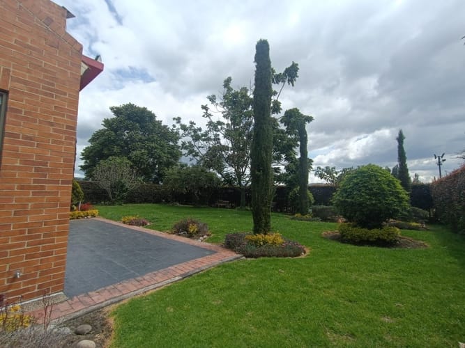 Casa de 3 alcobas en arriendo en Cota, 299 m² · foto 19 de 24