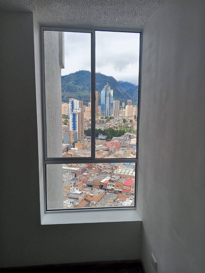 Apartamento en venta en Usatama, Bogotá · foto 3 de 5