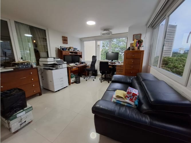 Apartamento de 4 alcobas en venta en Granada, Cali, 214 m² · foto 5 de 24