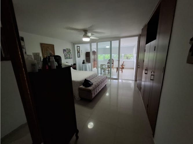 Apartamento de 4 alcobas en venta en Granada, Cali, 214 m² · foto 20 de 24