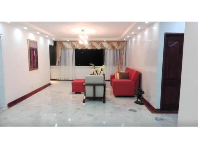 Apartamento de 4 alcobas en venta en Versalles, Cali, 179 m² · foto 4 de 11