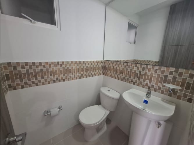 Apartamento de 2 alcobas en venta en Valle Del Lili, Cali, 84 m² · foto 15 de 24