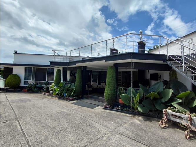 Casa de 4 alcobas en venta en Pueblito Cafetero, Pereira, 477 m² · foto 5 de 24