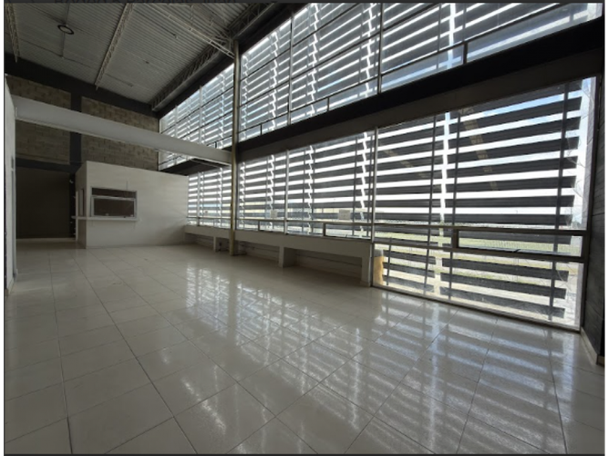 Bodega en arriendo en Siberia, Cota, 1510 m² · foto 6 de 7