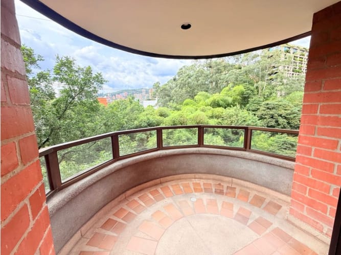 Apartamento de 3 alcobas en venta en El Poblado, Medellín, 160 m² · foto 4 de 12