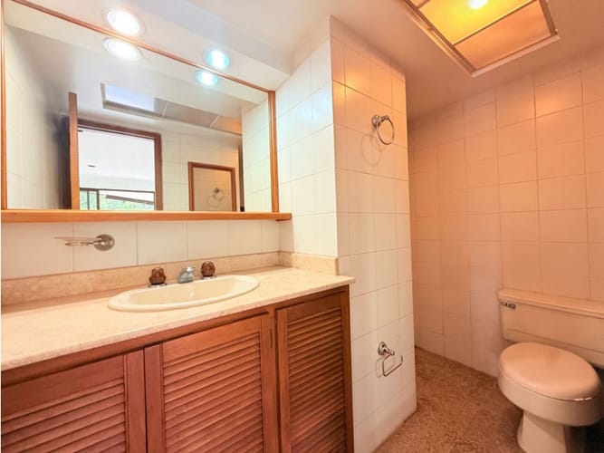 Apartamento de 3 alcobas en venta en El Poblado, Medellín, 160 m² · foto 7 de 12