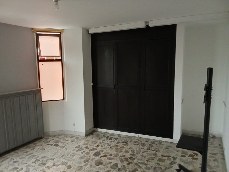 Apartamento en arriendo en La Orquidea, Envigado · foto 4 de 9