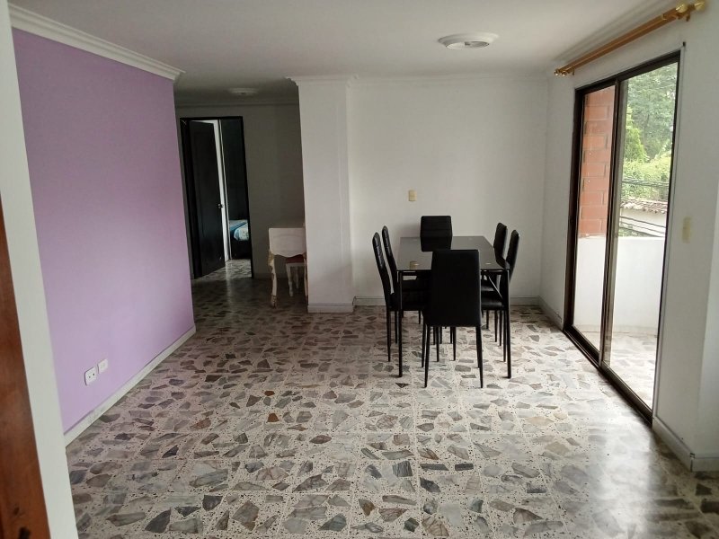 Apartamento en arriendo en La Orquidea, Envigado · foto 8 de 9