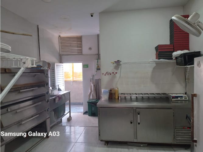 Local en venta en Ternera, Cartagena, 33 m² · foto 2 de 3