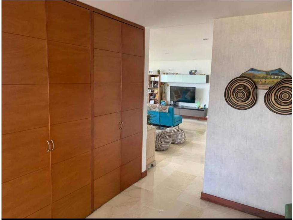 Apartamento en arriendo en Loma De Los Gonzalez, Medellín · foto 3 de 13