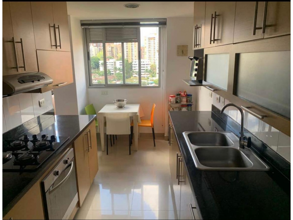 Apartamento en arriendo en Loma De Los Gonzalez, Medellín · foto 12 de 13