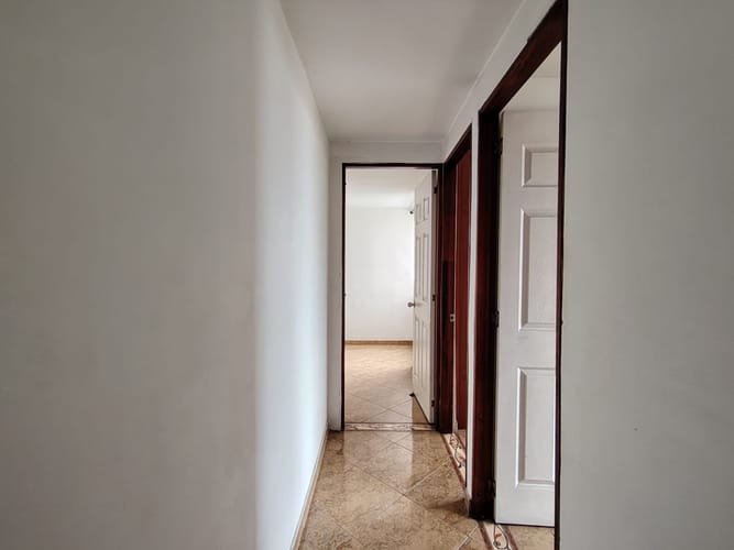 Apartamento de 3 alcobas en arriendo en Rodeo Alto, Medellín, 65 m² · foto 15 de 21